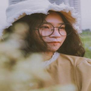 闻皎月