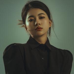闻刚厚